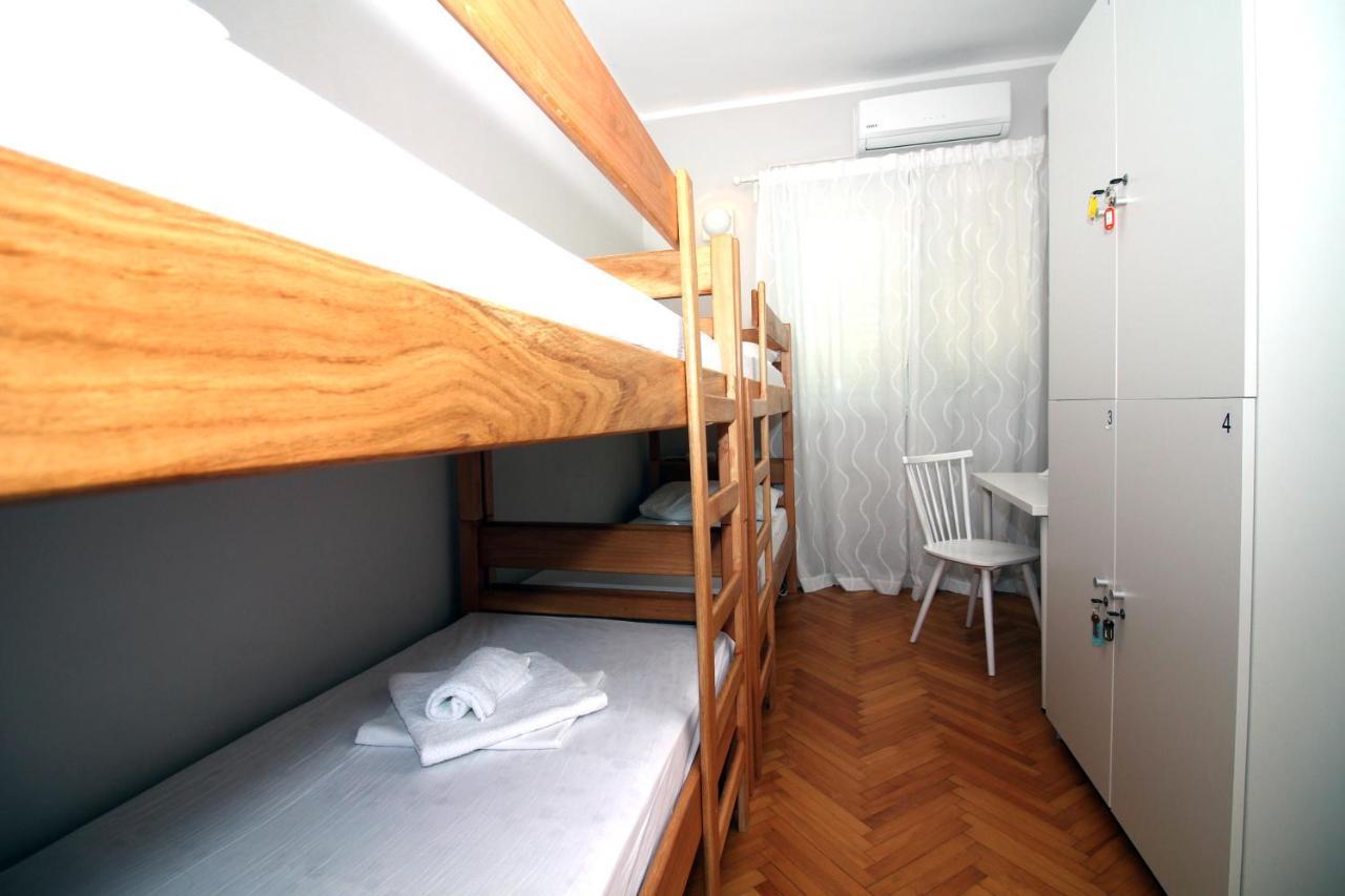 Hostel Marko Tisno Eksteriør billede