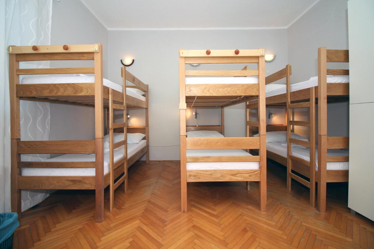 Hostel Marko Tisno Eksteriør billede