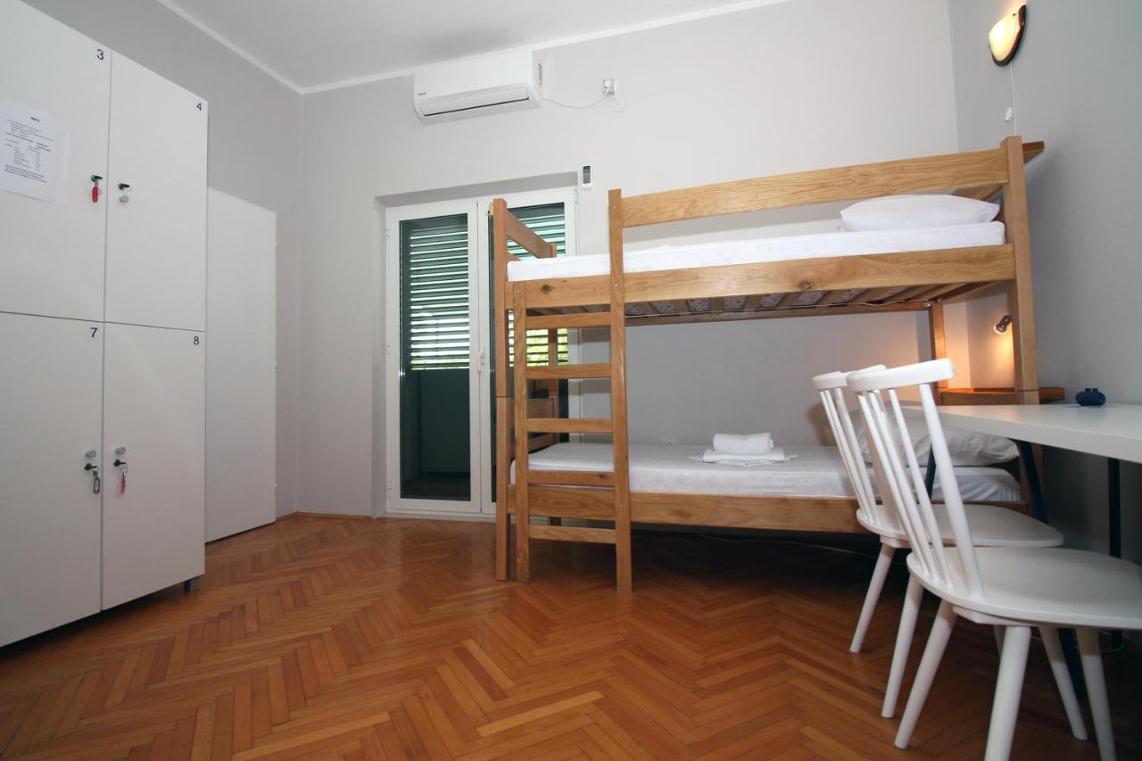 Hostel Marko Tisno Eksteriør billede